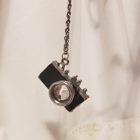 Free with Purchase! Necklace Set - Picture 3 of 10